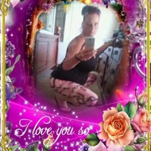 Meet your Posher, Joni